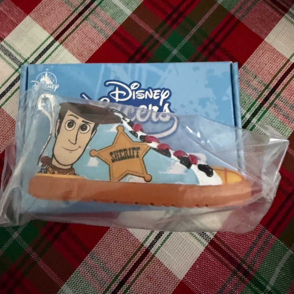Disney Lacers - Series 6 - Woody